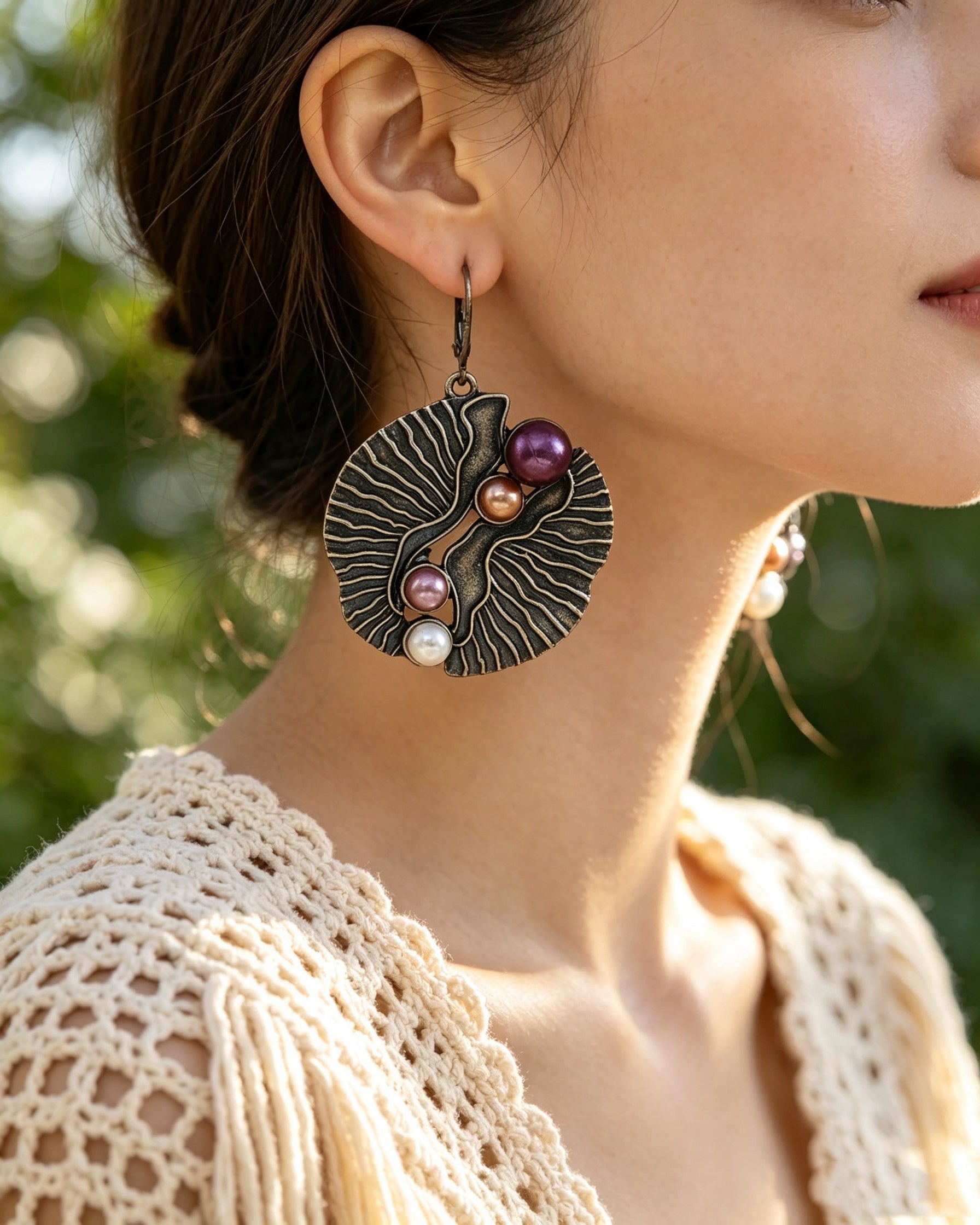Fan-shaped Colored Pearl Earrings